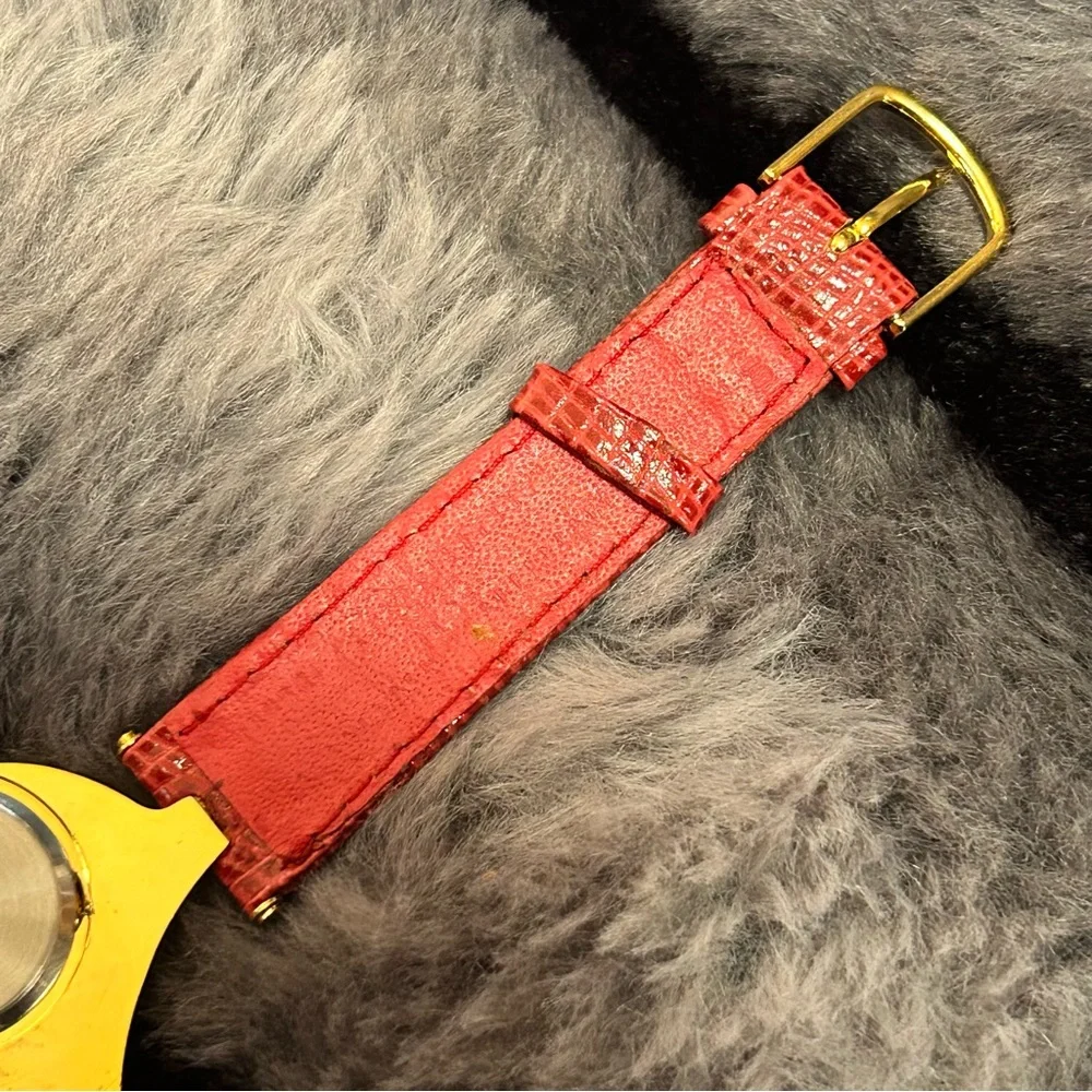 Rare Vintage 80s Emspritt red croc genuine leather band watch